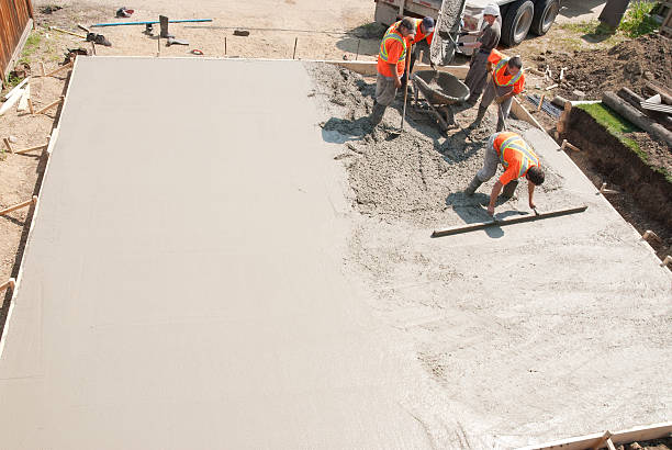 Best Concrete Pool Decks in Carol Stream, IL